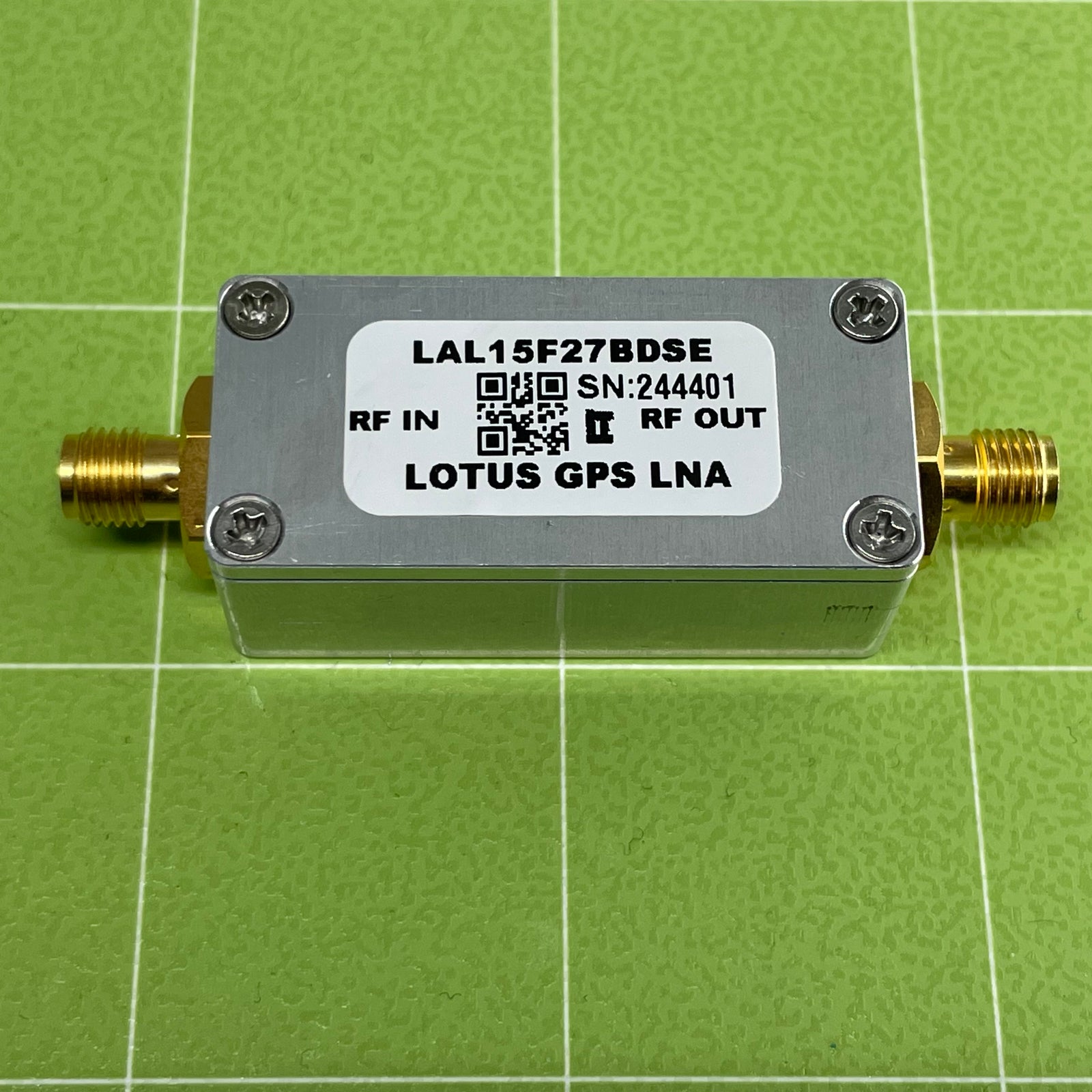 GPS/GNSS L1,L2&L5 Filtered Inline Low Noise Amplifier 1.6dB NF 1.1G-1.7GHz 27dB Gain SMA (EMI Shielded)