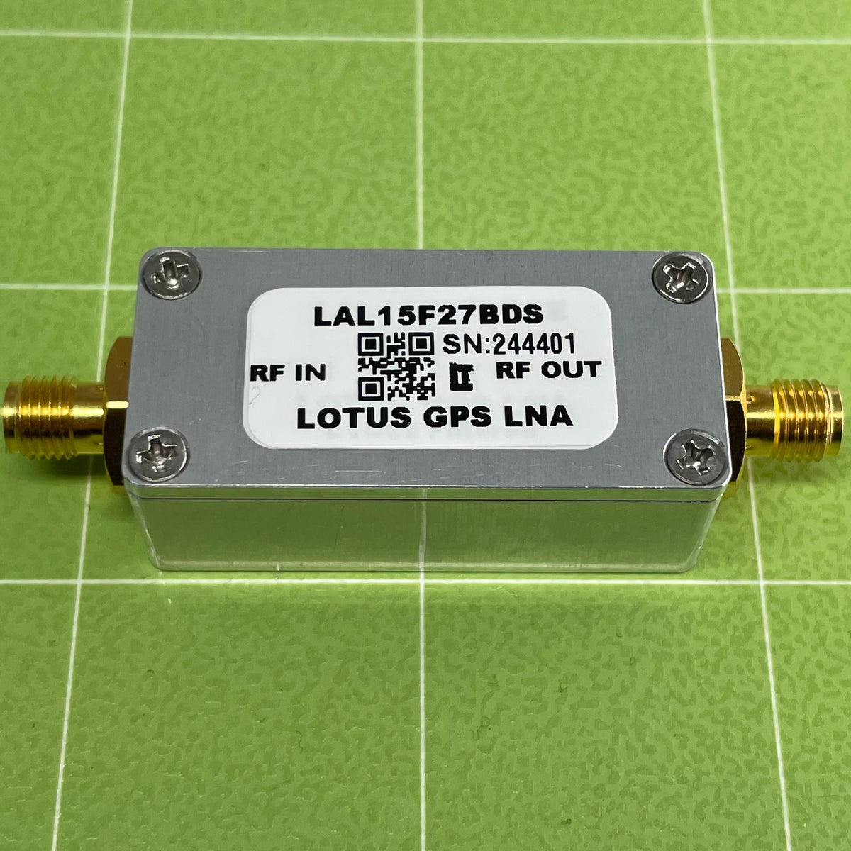 GPS/GNSS L1,L2&amp;L5 Filtered Inline Low Noise Amplifier 1.6dB NF 1.1G-1.7GHz 27dB Gain SMA