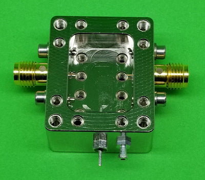 6UDE2W6S1A2 Enclosure Kit for 0.020"/0.5mm PCB (size 0.5625"x0.75") 2 SMA Active 0.58" Height